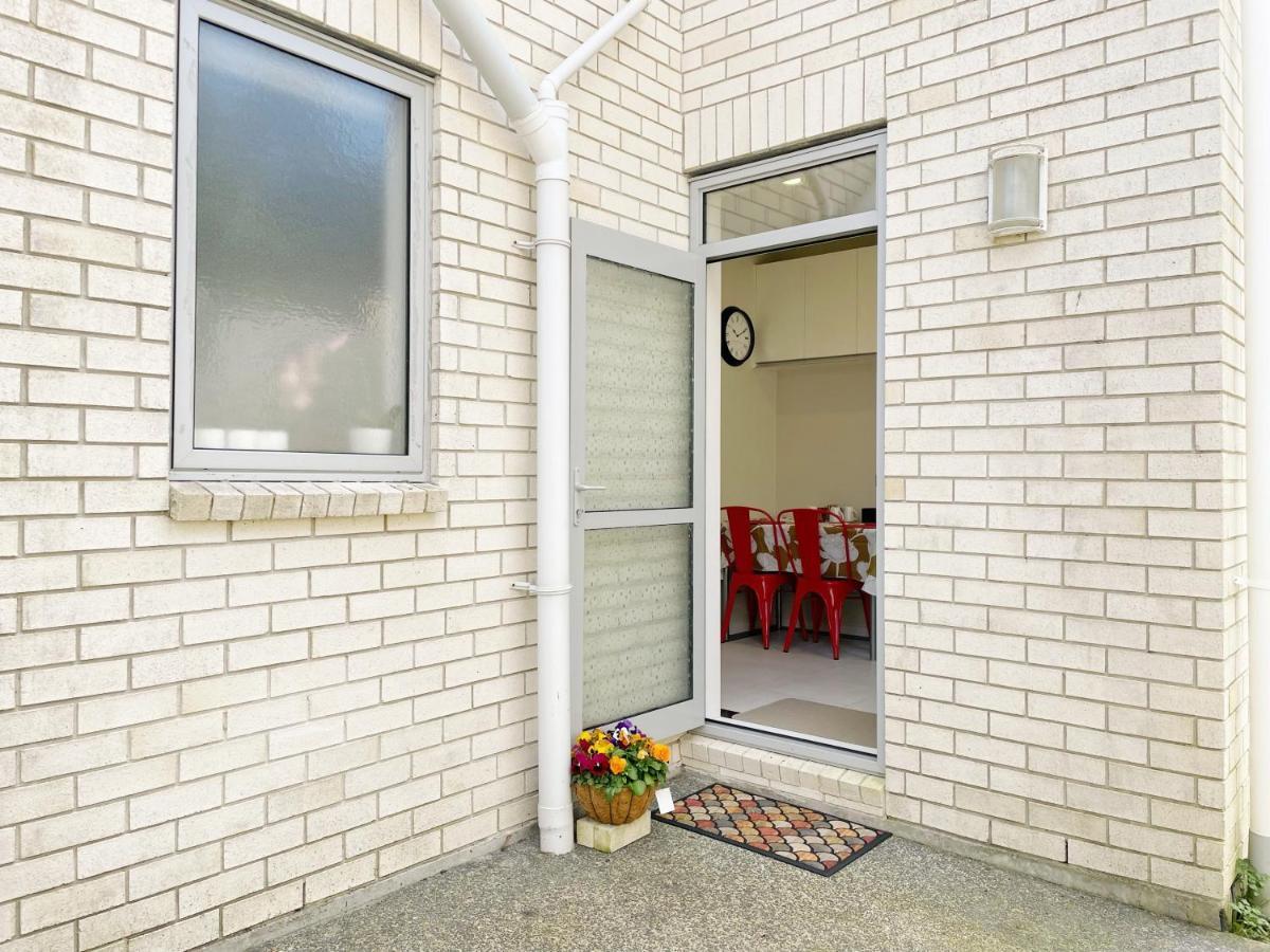 Cozy Home In Pinehill Auckland Extérieur photo